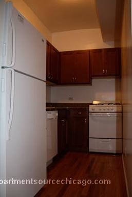 Foto del edificio - 4312 N Sheridan Rd