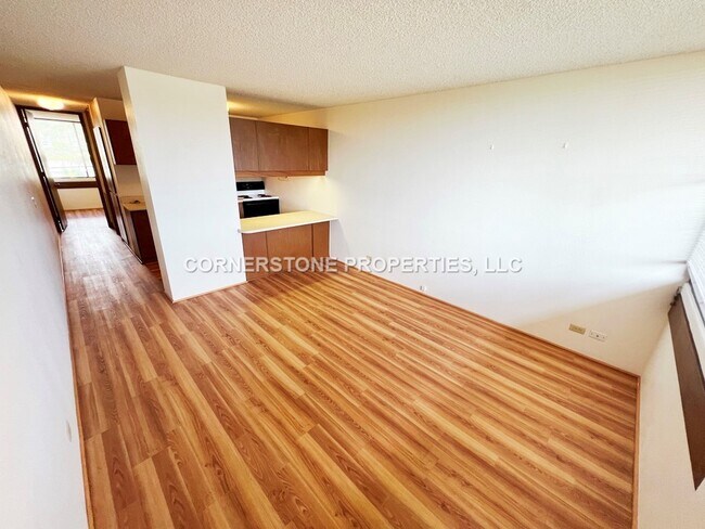 Foto del edificio - 3324 Sierra Dr