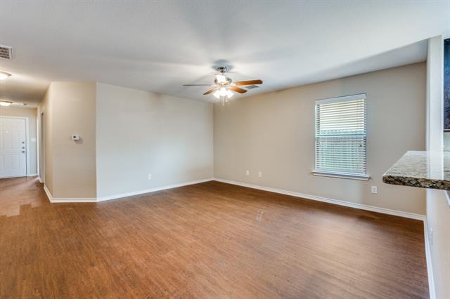 Foto del edificio - 1824 Village Park Trail