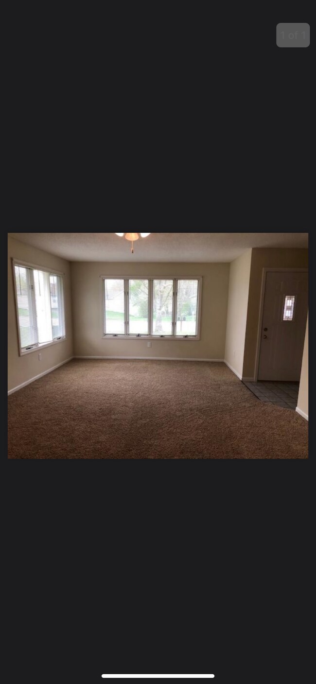 5013 W Dr, Columbia, MO 65203 Townhouse for Rent in