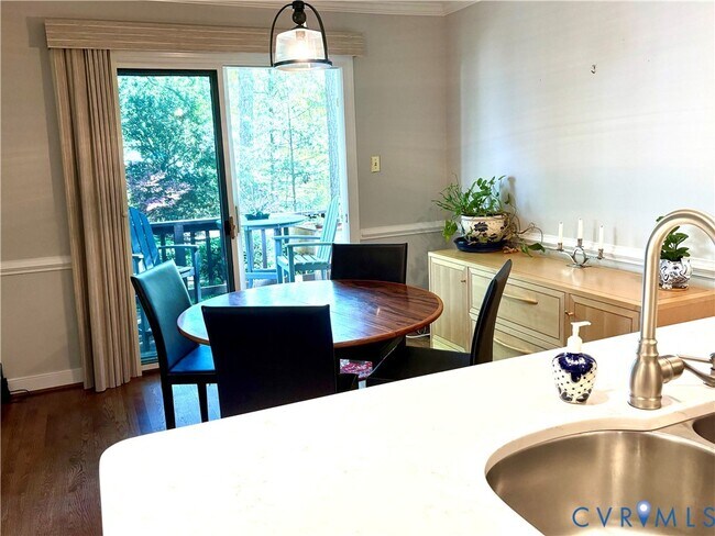 Foto del edificio - 8913 Ginger Way Ct