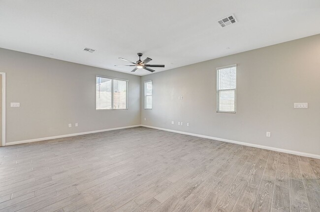 Building Photo - MODERN 2 Story, 3 Bedroom Home near Aliante!