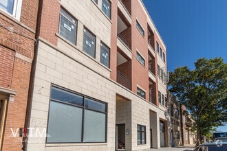 Building Photo - 4211 N Elston Ave