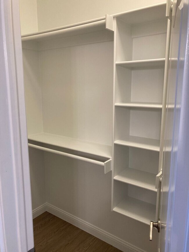 Foto del edificio - 3 bedroom 2 bath modern style home minutes from Centerton Main!!