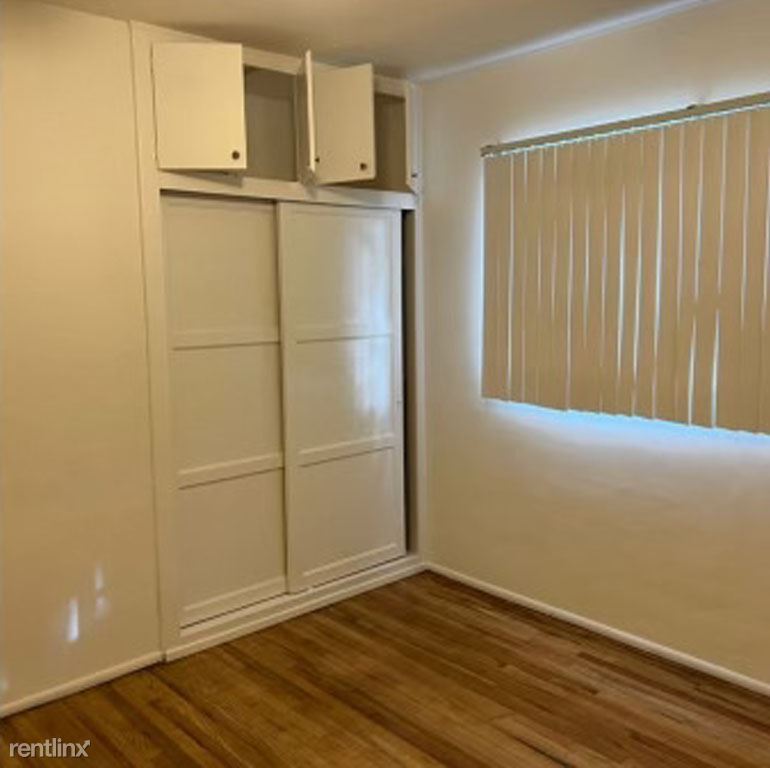 Building Photo - 1 br, 1.5 bath 4plex - 14535 Weddington St...