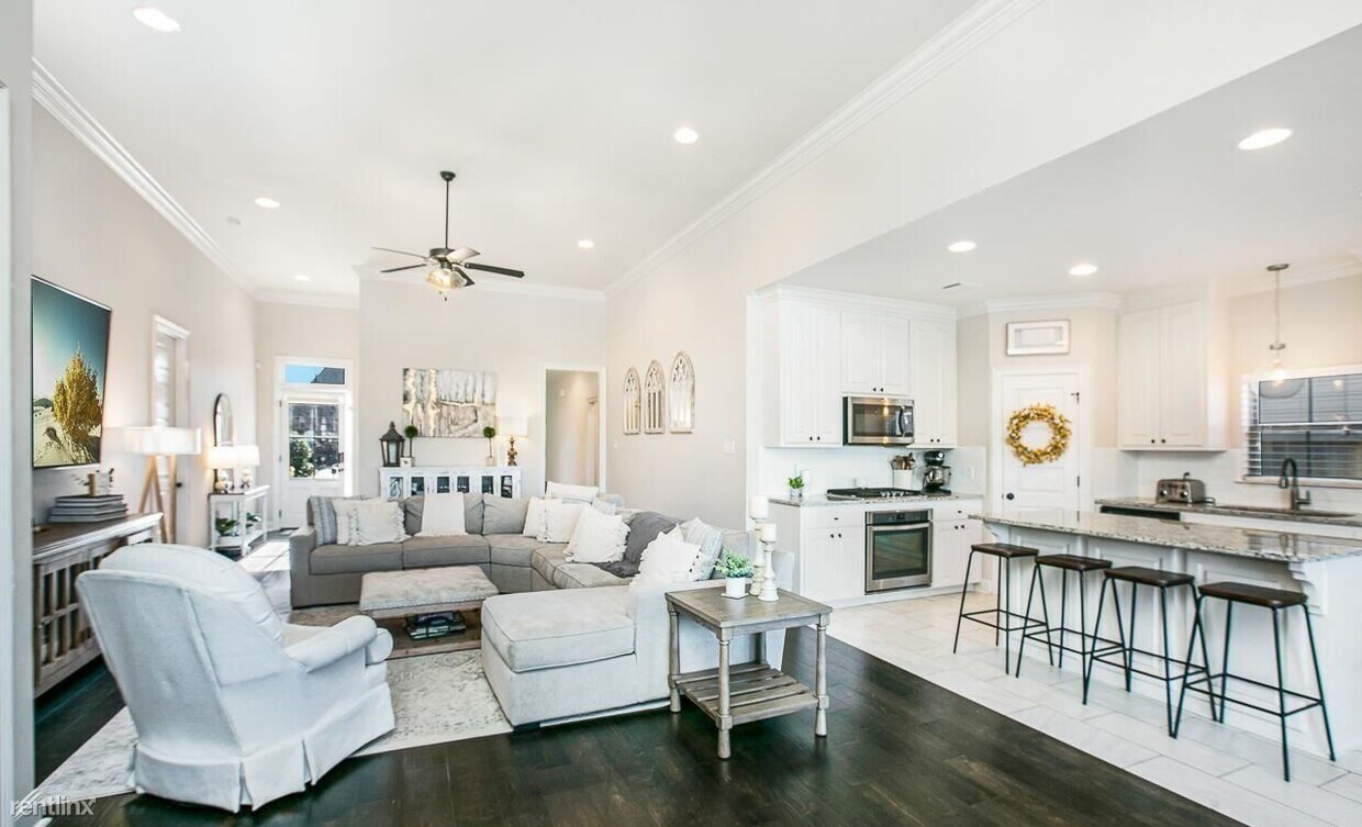 Foto principal - 1 br, 1 bath Condo - 14331 Coursey Cove Ave