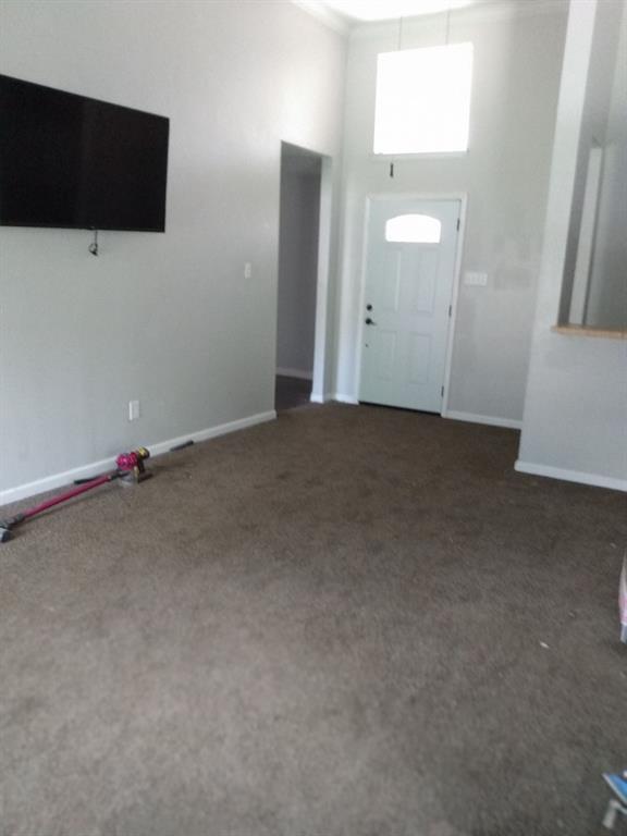 Building Photo - 15862 Alger Dr