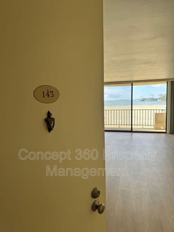 Foto del edificio - 1140 E Ocean Blvd