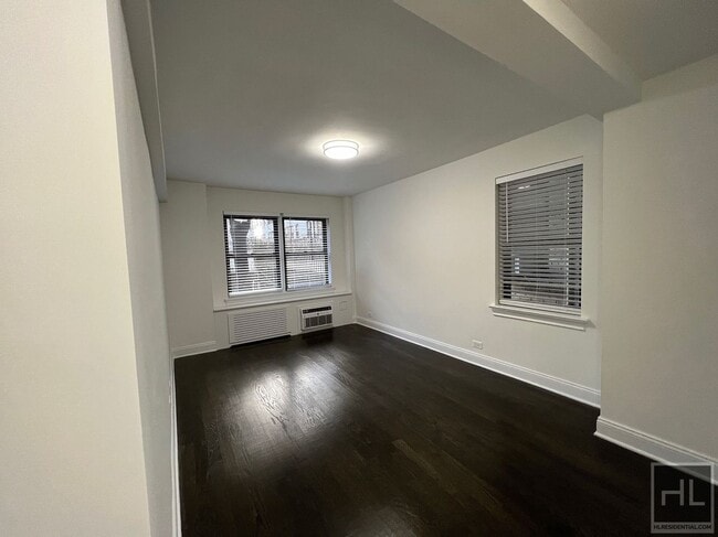 Building Photo - BEEKMAN PLACE