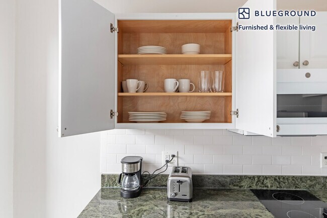 Foto del edificio - 232 Newbury St