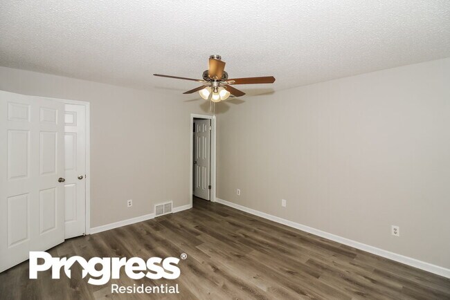 Building Photo - 3814 Kennings Dr