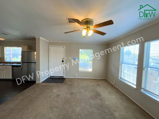 Foto del edificio - Charming 3-bedroom, 2-bathroom home in the...