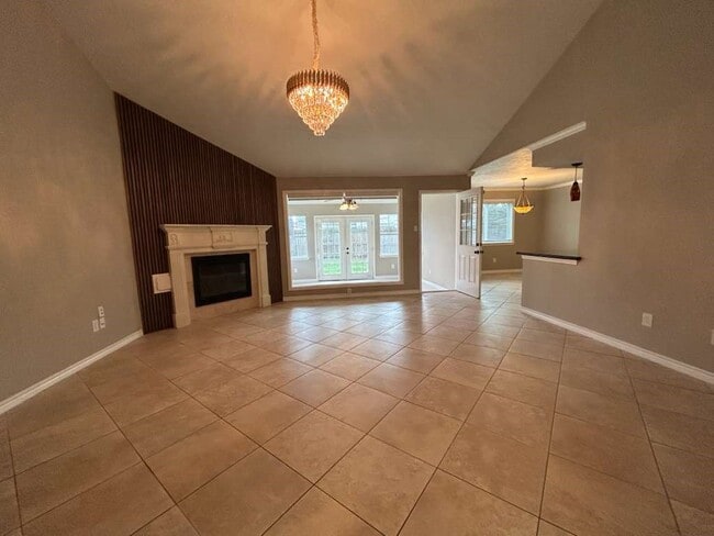 Foto del edificio - 608 Pebbleshire Dr