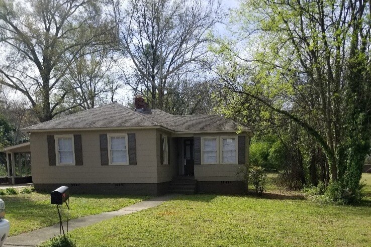 Foto principal - 1418 E 9th St