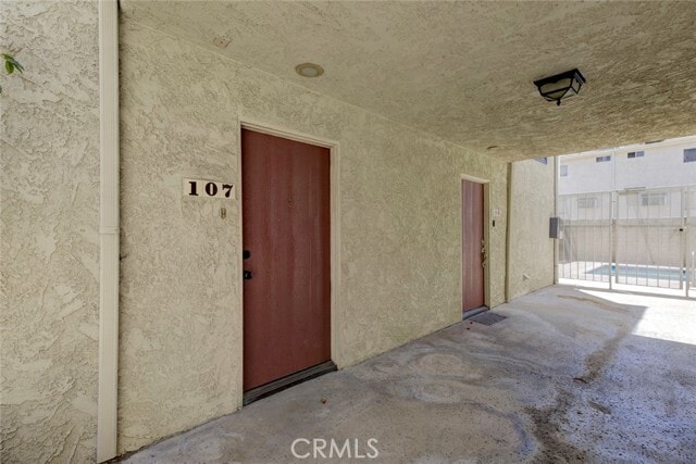 Building Photo - 7409 Woodman Ave