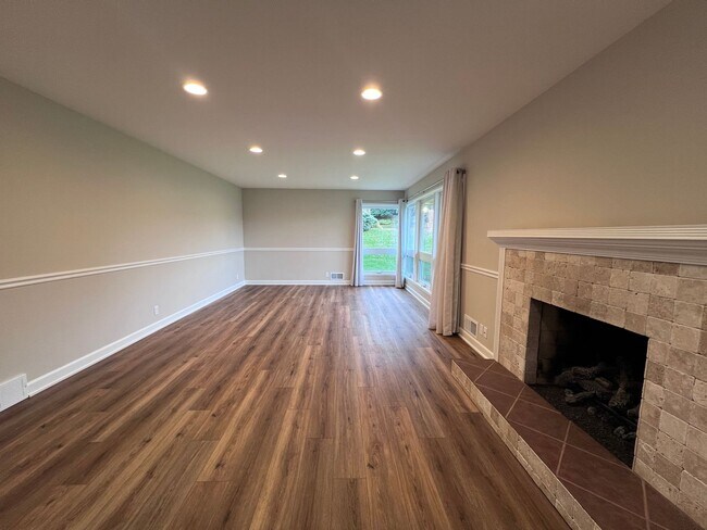 Foto del edificio - Recently Renovated Home within Walking Dis...