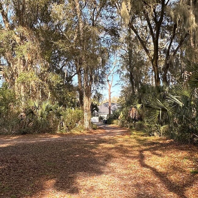 Foto del edificio - South End 3/2-Quiet, 2 bed/2 bath