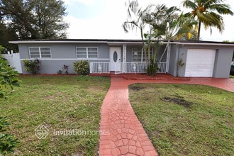 Building Photo - 998 NW 202nd St