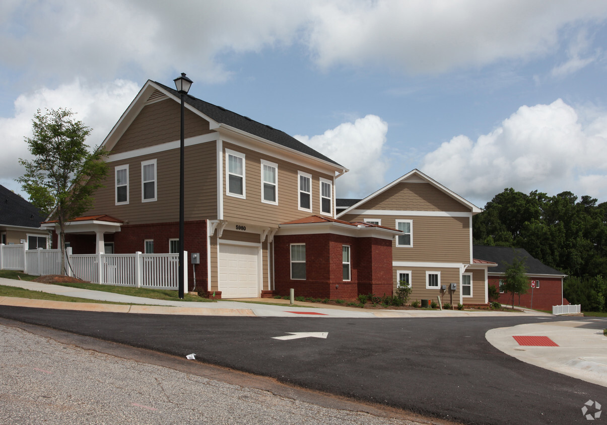 Building Photo - The Village at Walker's Bend