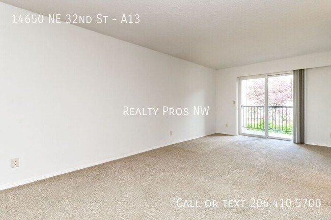 Foto del edificio - 14650 NE 32nd St