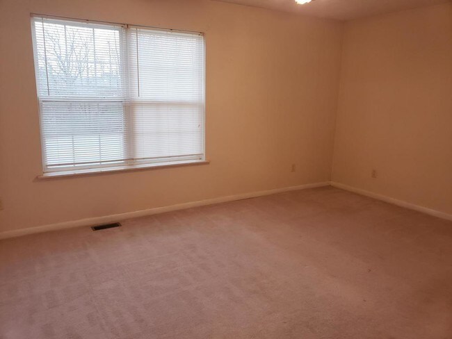 Building Photo - 1206 Six Points Road, Unit A