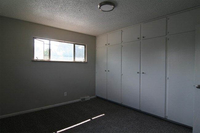 Foto del edificio - 4352 Ingalls St