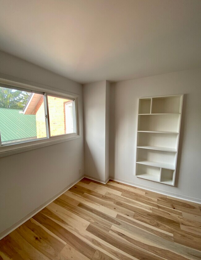 Photo du bâtiment - 625 King St W