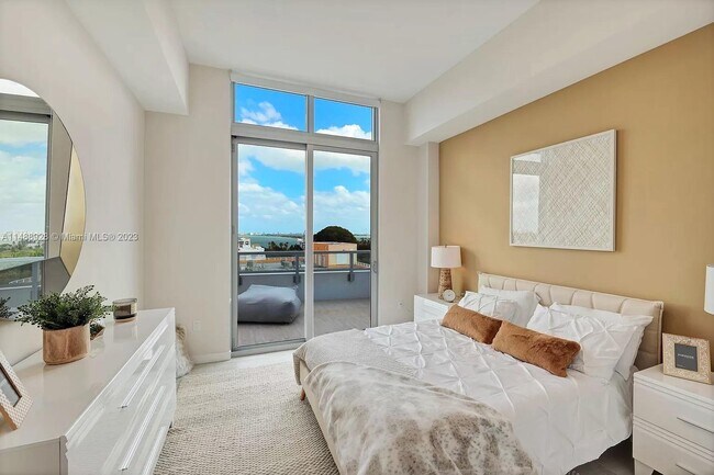 Building Photo - 3900 Biscayne Blvd