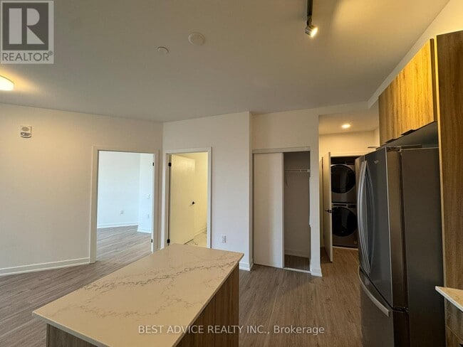 Building Photo - 56 Lakeside Ter