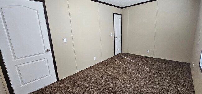 Foto del edificio - 35 Birch Ct