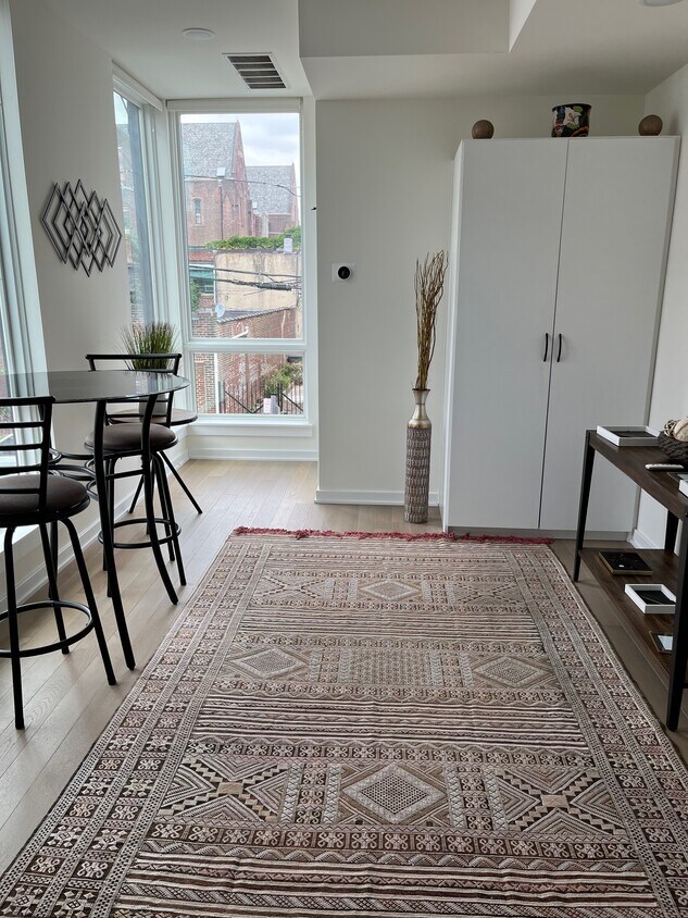 Kitchen - 162 W Norris Street
