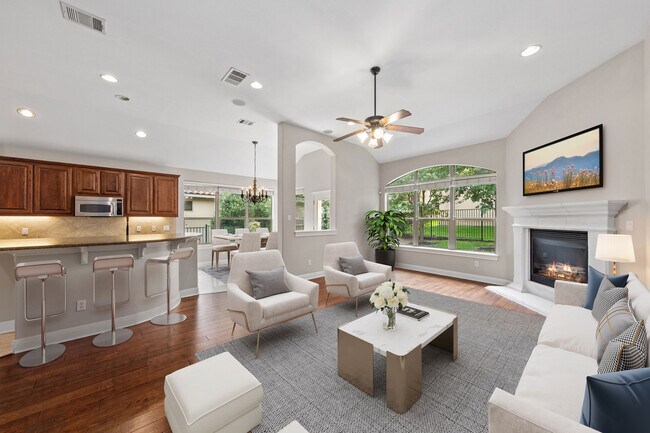 Foto del edificio - 11709 Woodland Hills Trl