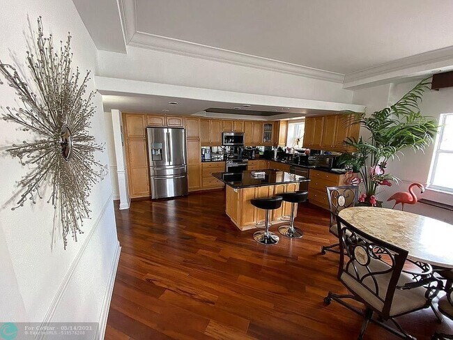 Foto del edificio - 3000 S Ocean Blvd