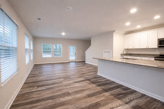 Foto del edificio - 3 BR/2.5BA | 1-Car Garage | Near Downtown Mooresville