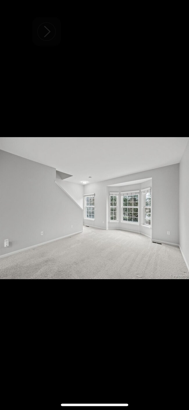 Foto del edificio - 44767 Ellery Ln