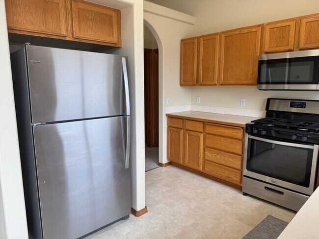 Building Photo - 7364 Courcelles Pkwy