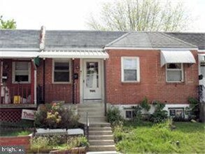 Building Photo - 703 Shaw Ave