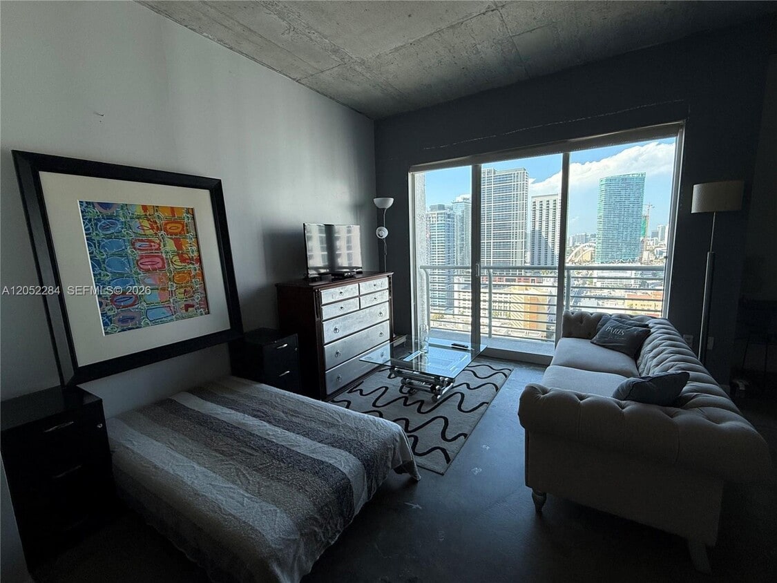 Photo - 133 NE 2nd Ave (Miami, FL)