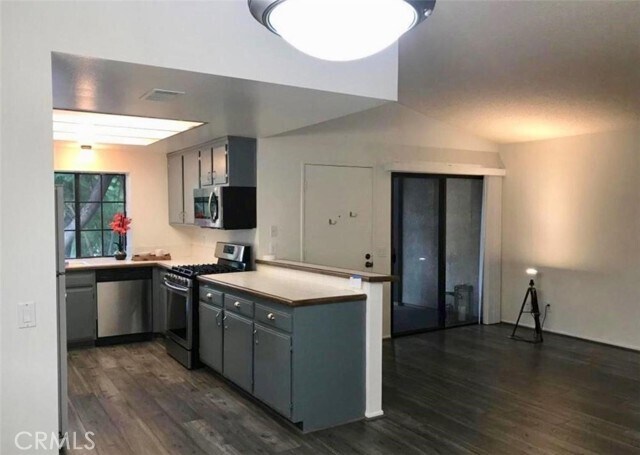 Foto del edificio - 21760 Laurelrim Dr