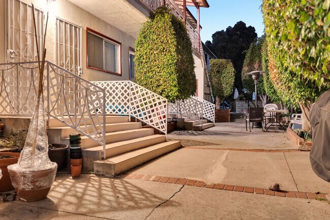 Interior Photo - Federal Luxury Investments LLC