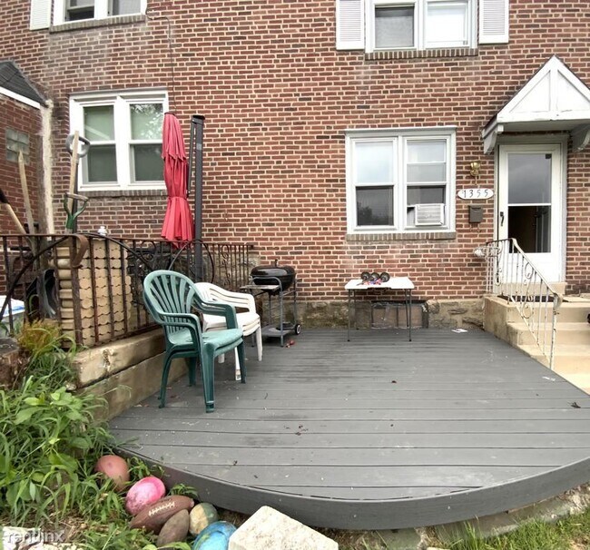 Building Photo - 3 br, 1.5 bath House - 1355 Pennington Road
