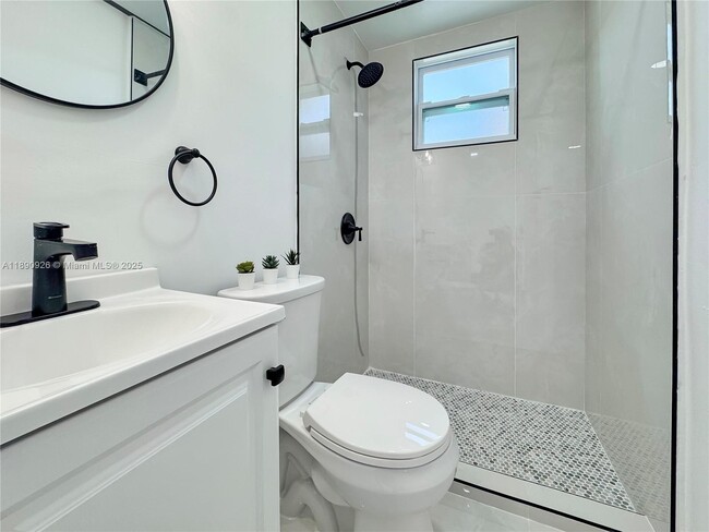 Foto del edificio - 8852 NW 108th St