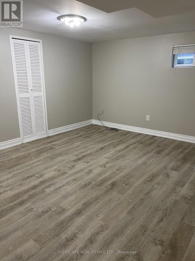 Building Photo - 31 Hurricane Ave