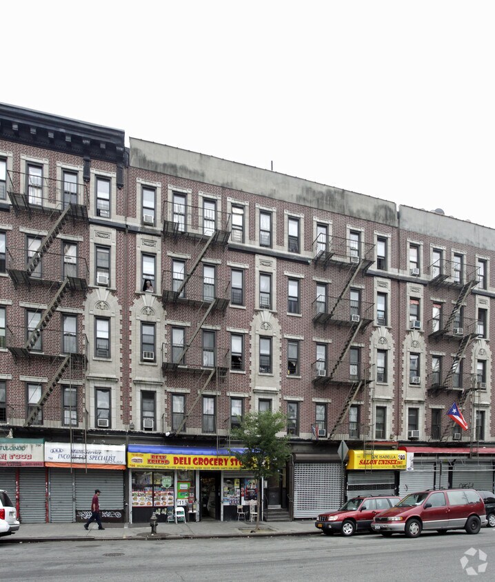Primary Photo - 786 E 152nd St