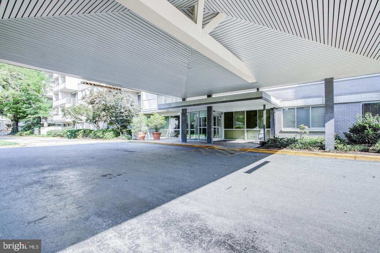 4977 Battery Ln Unit 1821, Bethesda, MD 20814 Apartment for Rent in