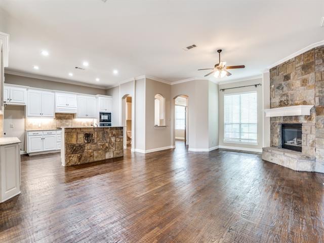 Building Photo - 1402 Hampton Rd