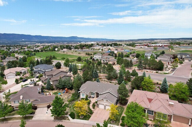 Foto del edificio - 2908 Glen Arbor Dr