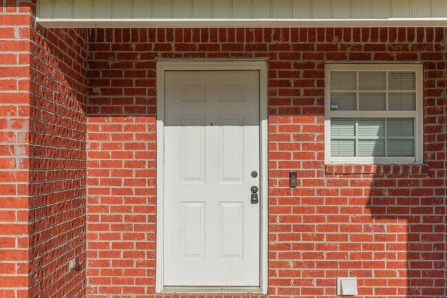 Foto del edificio - North Crestview Home!