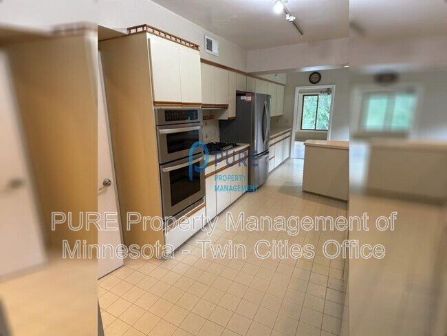 Foto del edificio - 9629 Rich Valley Blvd