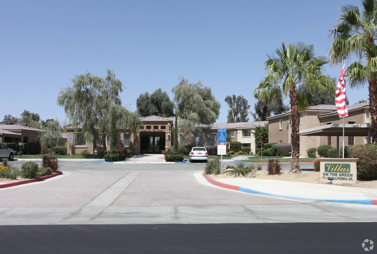 Villas on the Green Apartments in Palm Desert, CA